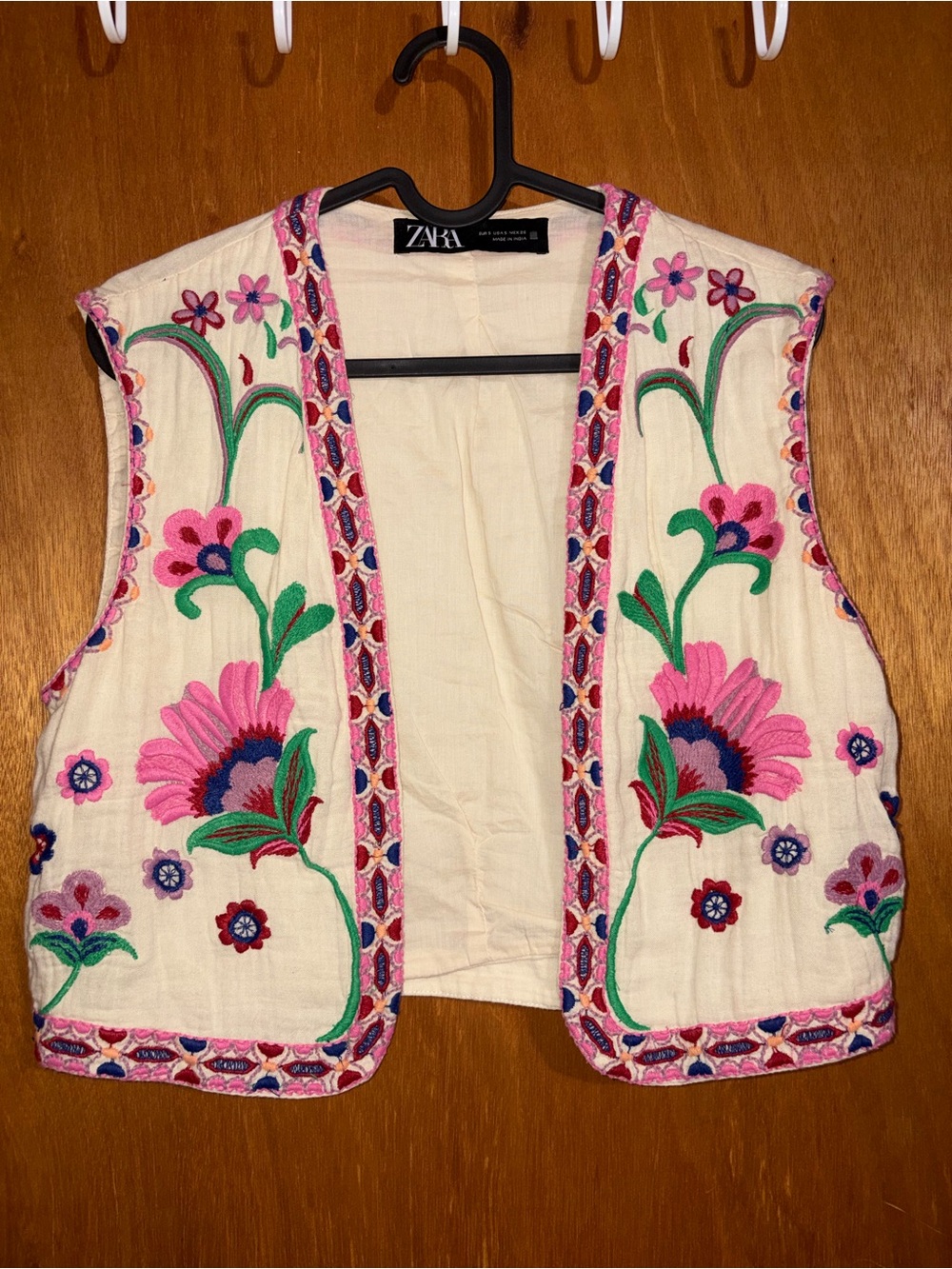 Zara Ivory Sleeveless Embroidered Floral Tank with Pink Accents